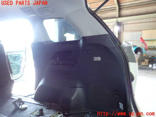 1UPJ-29257675]エスティマ(ACR55W)右リアピラートリム 中古_m0001.jpg