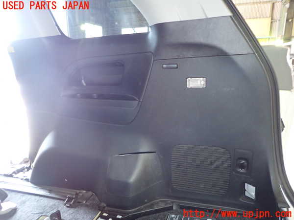 1UPJ-29257675]エスティマ(ACR55W)右リアピラートリム 中古_m0004.jpg