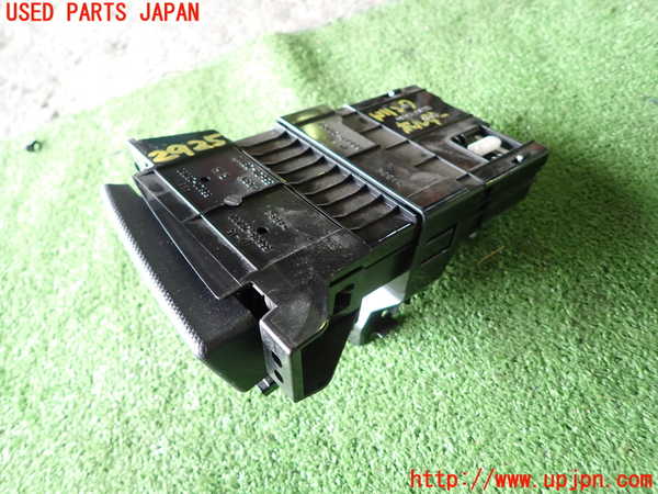 1UPJ-29257810]エスティマ(ACR55W)ドリンクホルダー 中古_m0002.jpg