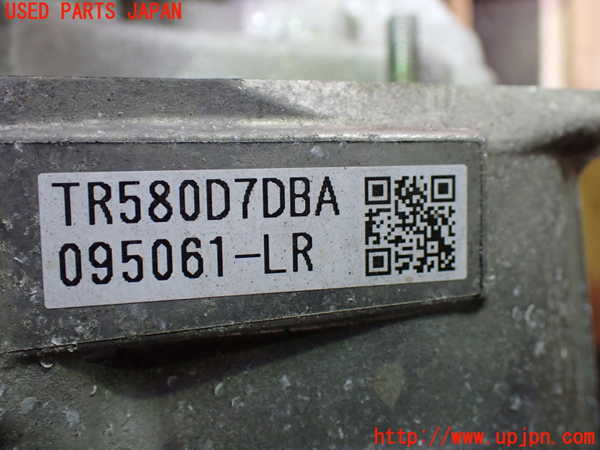 1UPJ-29263010]レヴォーグ(VN5)ミッション AT CB18 4WD 中古_m0004.jpg