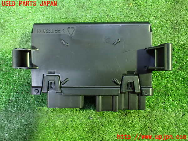 1UPJ-29266159]レヴォーグ(VN5)コンピューター14 (63350VC102) 中古_m0002.jpg