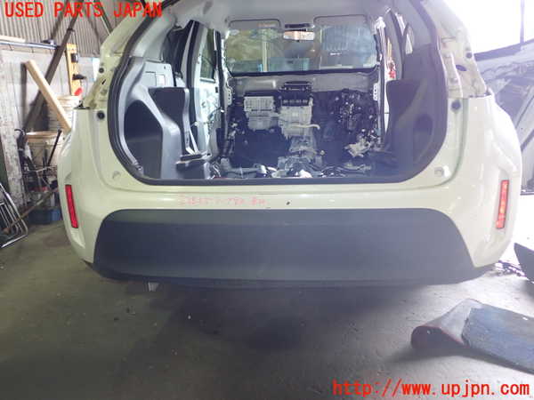 1UPJ-29271610]ヤリス(YARIS) クロス ハイブリッド(MXPJ10)リアバンパー 中古_m0001.jpg