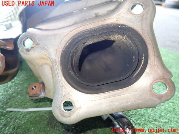 1UPJ-29272041]ヤリス(YARIS) クロス ハイブリッド(MXPJ10)エキマニ1 触媒 マニバーター 中古_m0003.jpg