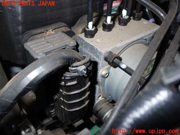 5UPJ-29274040]ヤリス(YARIS) クロス ハイブリッド(MXPJ10)ABSアクチュエーター 中古_m0002.jpg