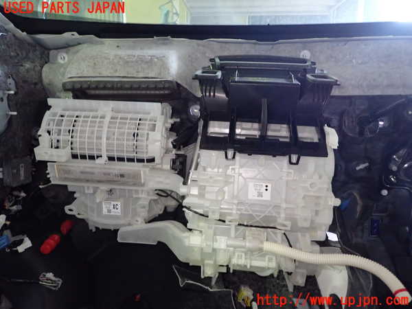 1UPJ-29276081]ヤリス(YARIS) クロス ハイブリッド(MXPJ10)エバポレーター1 中古_m0001.jpg