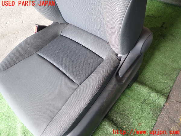 1UPJ-29277065]ヤリス(YARIS) クロス ハイブリッド(MXPJ10)助手席シート 中古_m0004.jpg
