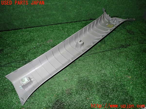 1UPJ-29277660]ヤリス(YARIS) クロス ハイブリッド(MXPJ10)左フロントピラートリム 中古_m0002.jpg