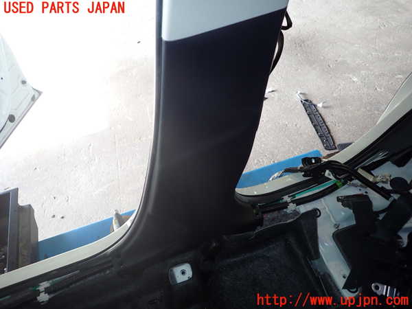 5UPJ-29277665]ヤリス(YARIS) クロス ハイブリッド(MXPJ10)右センターピラートリム 中古_m0003.jpg