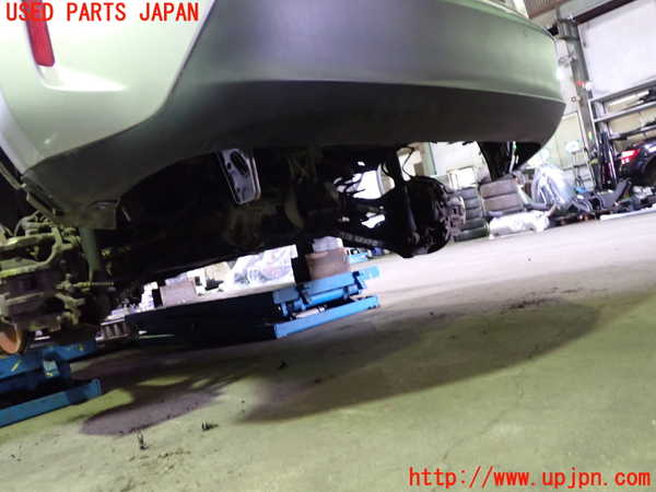 5UPJ-29281610]ヤリス(YARIS) クロス ハイブリッド(MXPJ15)リアバンパー 中古_m0004.jpg