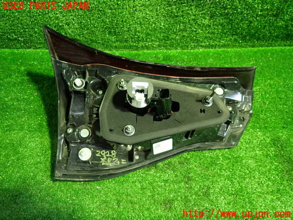 1UPJ-29281550]ヤリス(YARIS) クロス ハイブリッド(MXPJ15)右リアフィニッシャー 中古_m0003.jpg