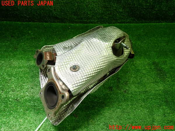 1UPJ-29282041]ヤリス(YARIS) クロス ハイブリッド(MXPJ15)エキマニ1 触媒 マニバーター 中古_m0003.jpg