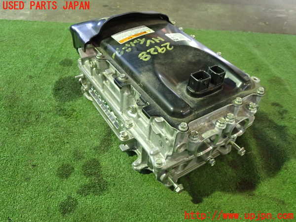 1UPJ-29286916]ヤリス(YARIS) クロス ハイブリッド(MXPJ15)インバーターコンバーター 中古_m0004.jpg