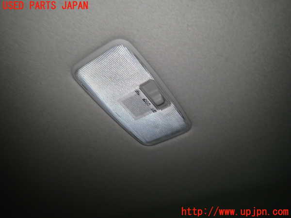 1UPJ-29286412]ヤリス(YARIS) クロス ハイブリッド(MXPJ15)ルームランプ2 (2列目) 中古_m0001.jpg