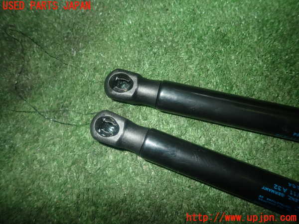 1UPJ-29291506]ベンツ SLK350(172457)トランクダンパー 中古_m0002.jpg