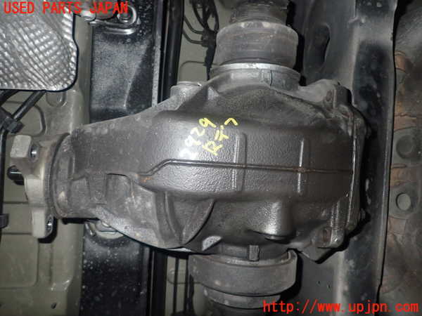 1UPJ-29294355]ベンツ SLK350(172457)リアデフ 中古_m0001.jpg