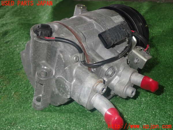 1UPJ-29296025]ベンツ SLK350(172457)エアコンコンプレッサー 中古_m0003.jpg