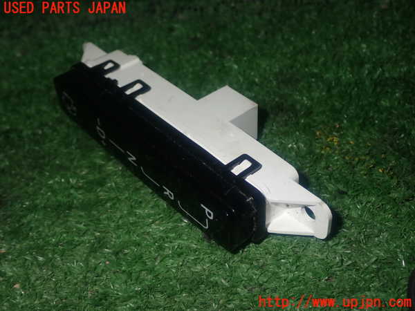 1UPJ-29296306]ベンツ SLK350(172457)スイッチ1(シフト) 中古_m0002.jpg