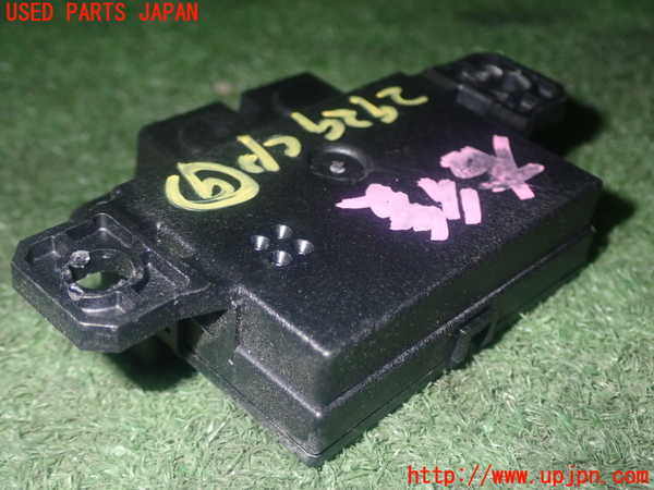 1UPJ-29296154]ベンツ SLK350(172457)コンピューター9 中古 A0009822023_m0003.jpg