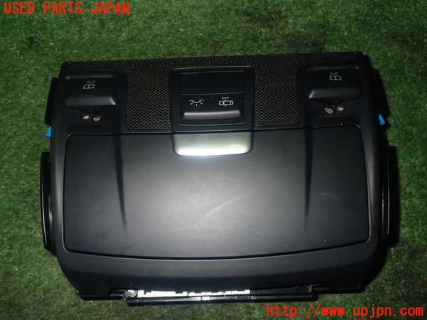 1UPJ-29296411]ベンツ SLK350(172457)ルームランプ1 中古_m0001.jpg