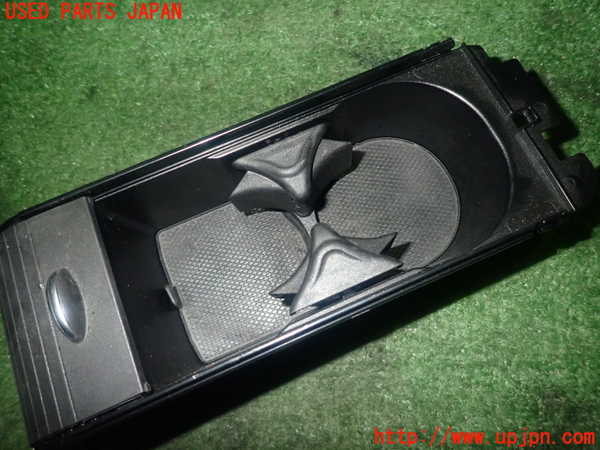 1UPJ-29297810]ベンツ SLK350(172457)ドリンクホルダー 中古_m0003.jpg