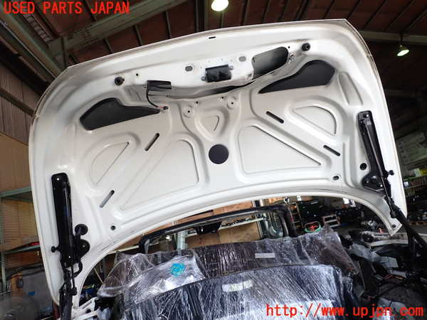 1UPJ-29301500]ベンツ SLK200 R172(172448)トランク 中古_m0004.jpg