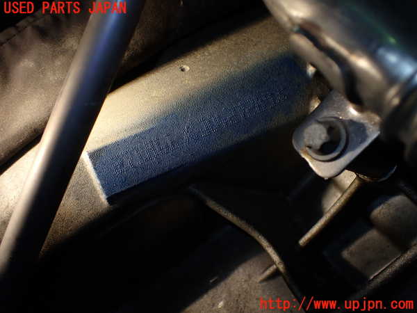 1UPJ-29302010]ベンツ SLK200 R172(172448)エンジン M271 中古_m0004.jpg