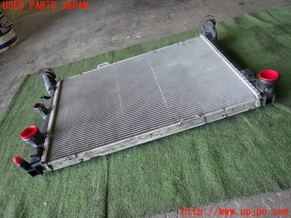 1UPJ-29302321]ベンツ SLK200 R172(172448)ラジエーター1 中古_m0002.jpg