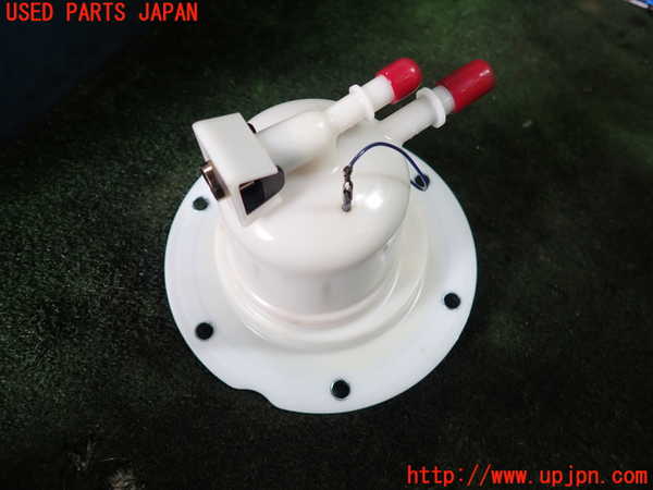 1UPJ-29302530]ベンツ SLK200 R172(172448)フューエルフィルター 中古_m0002.jpg