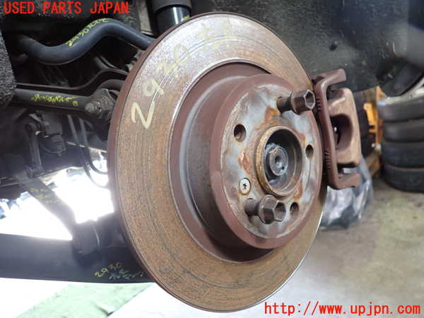 1UPJ-29304305]ベンツ SLK200 R172(172448)左リアナックルハブ 中古_m0001.jpg