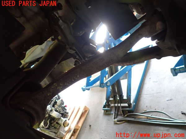 1UPJ-29305320]ベンツ SLK200 R172(172448)左フロントテンションロッド 中古_m0001.jpg