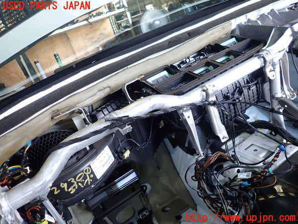 1UPJ-29306081]ベンツ SLK200 R172(172448)エバポレーター1 中古_m0001.jpg