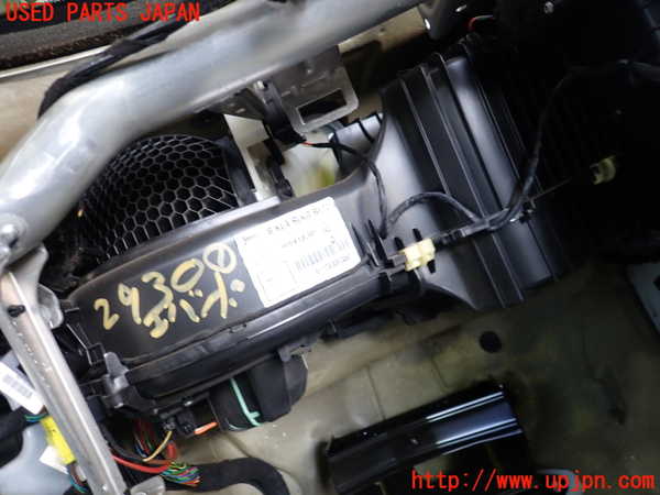 1UPJ-29306081]ベンツ SLK200 R172(172448)エバポレーター1 中古_m0002.jpg