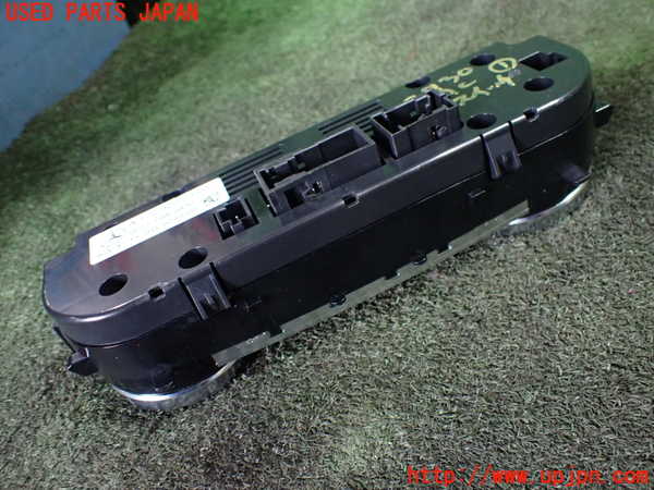 1UPJ-29306066]ベンツ SLK200 R172(172448)エアコンスイッチ1 中古_m0003.jpg