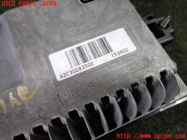 1UPJ-29306629]ベンツ SLK200 R172(172448)モニター 中古_m0004.jpg