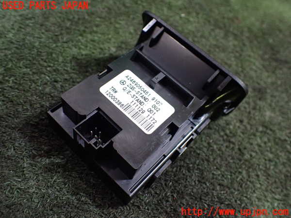 1UPJ-29306309]ベンツ SLK200 R172(172448)スイッチ4(電動パーキング) 中古_m0003.jpg