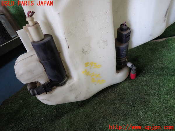 1UPJ-29306791]ベンツ SLK200 R172(172448)ウォッシャータンク1 中古_m0003.jpg