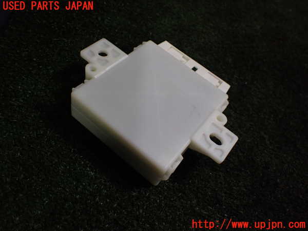 1UPJ-29306153]ベンツ SLK200 R172(172448)コンピューター8 中古 A172900302_m0002.jpg