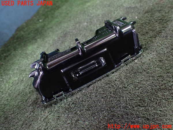 1UPJ-29307821]ベンツ SLK200 R172(172448)灰皿1 中古_m0003.jpg