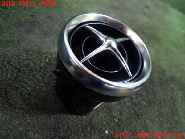 1UPJ-29307526]ベンツ SLK200 R172(172448)エアコン吹き出し口1 中古_m0001.jpg