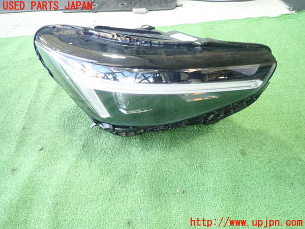 1UPJ-29311130]ボルボ・XC40(XB420TXCM2)右ヘッドライト LED ジャンク_m0001.jpg