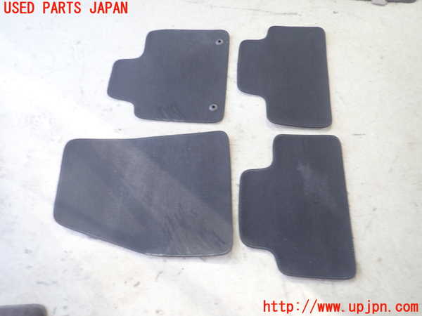 5UPJ-29317800]ボルボ・XC40(XB420TXCM2)フロアマット 中古_m0002.jpg