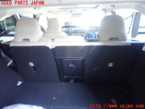 1UPJ-29317385]ボルボ・XC40(XB420TXCM2)リアシート 中古_m0003.jpg