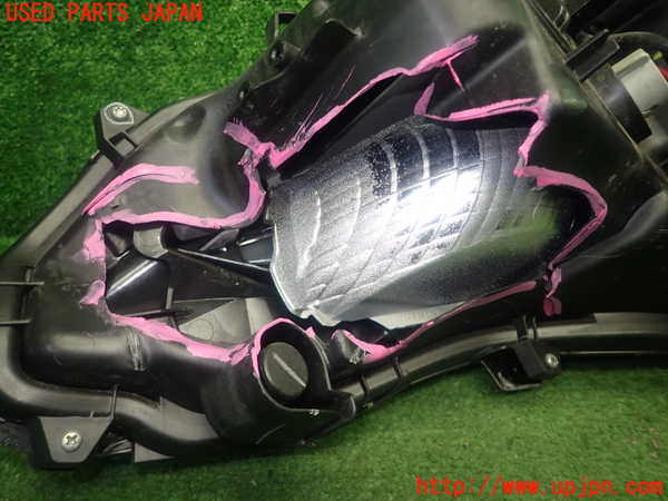 1UPJ-29321130]レクサス・CT200h(ZWA10)右ヘッドライト LED 【ジャンク】_m0004.jpg