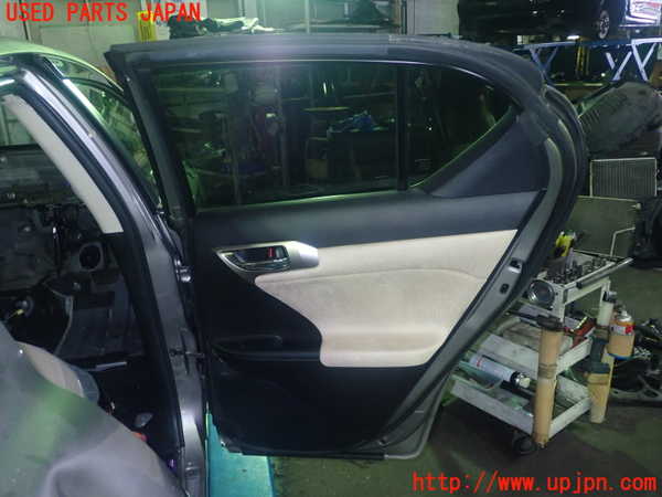 1UPJ-29321290]レクサス・CT200h(ZWA10)右後ドア NSG M3Q8 中古_m0005.jpg