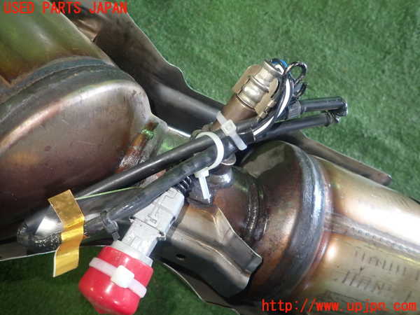 1UPJ-29322661]レクサス・CT200h(ZWA10)触媒1 中古_m0003.jpg