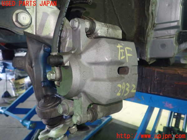 1UPJ-29324085]レクサス・CT200h(ZWA10)左フロントキャリパー 中古_m0002.jpg