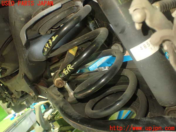 1UPJ-29325100]レクサス・CT200h(ZWA10)右リアスプリング 中古_m0001.jpg