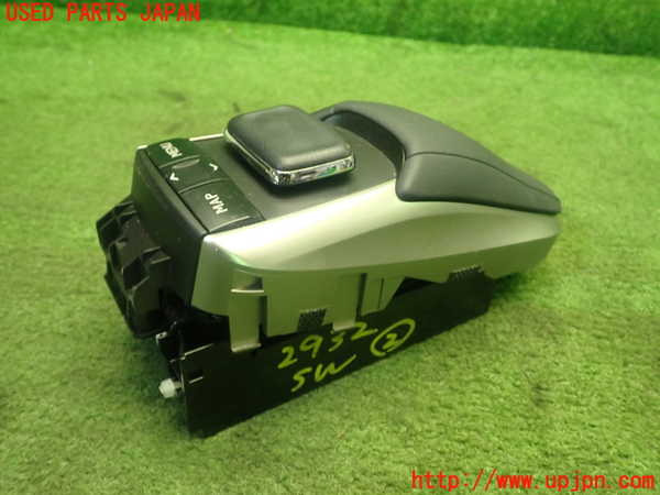 1UPJ-29326307]レクサス・CT200h(ZWA10)スイッチ2 (メニュー) 中古_m0002.jpg