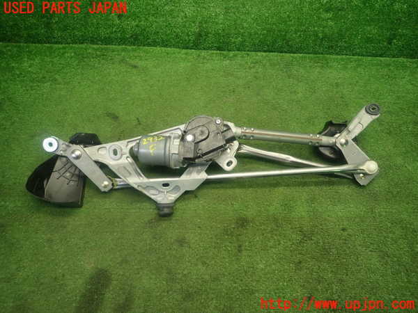 1UPJ-29326770]レクサス・CT200h(ZWA10)フロントワイパーモーター 中古_m0002.jpg