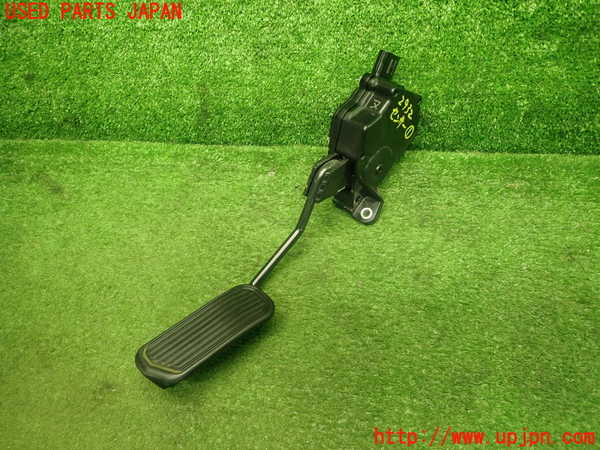 1UPJ-29326381]レクサス・CT200h(ZWA10)センサー1 (アクセルペダル) 中古_m0001.jpg